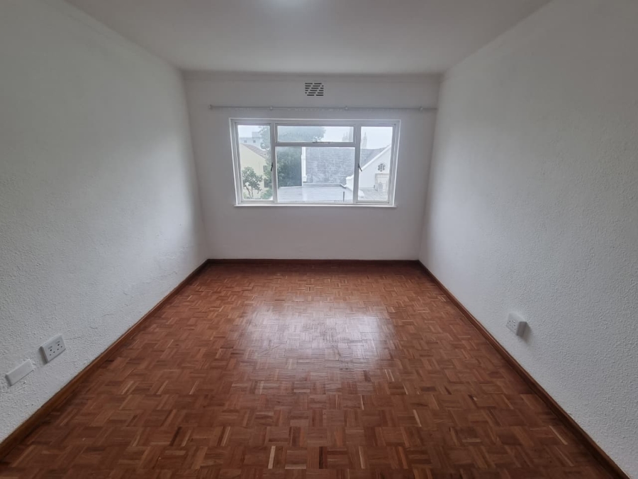 1 Bedroom Property for Sale in Sea Point Western Cape